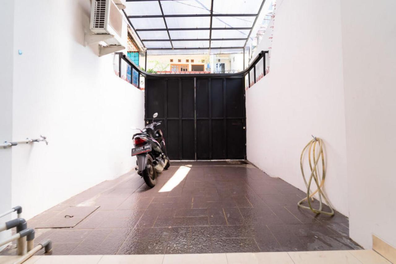 Koolkost Syariah @ Kebon Kacang III Street Jakarta Extérieur photo